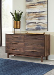 Calverson - Accent Drawer Chest